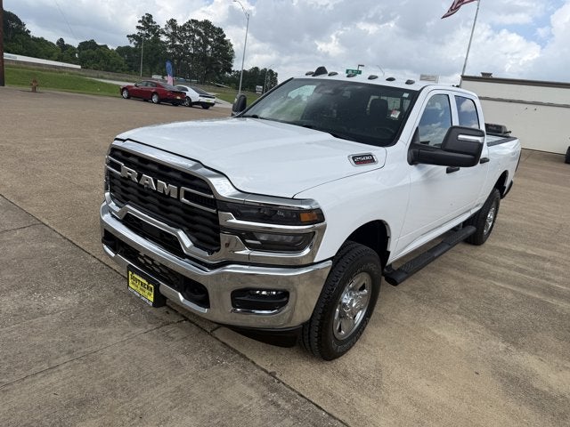 2025 RAM 2500 Tradesman Crew Cab 4x4 6'4' Box