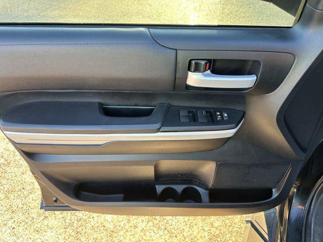 2018 Toyota Tundra SR5 5.7L V8