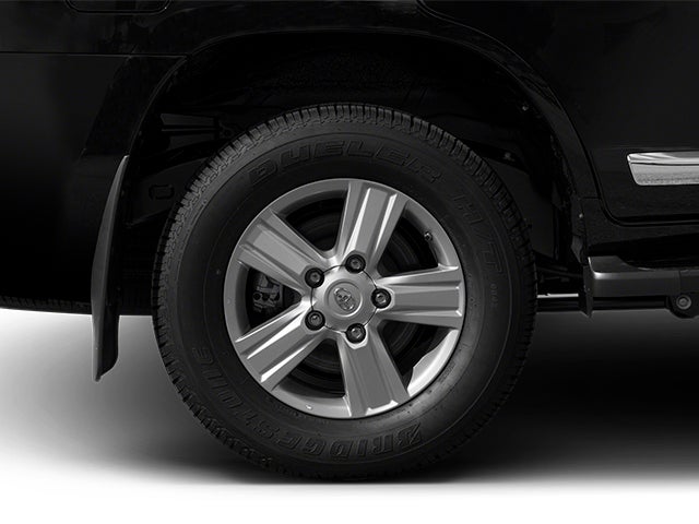 2013 Toyota Land Cruiser V8