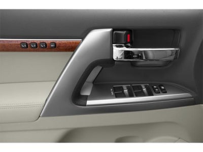 2013 Toyota Land Cruiser V8