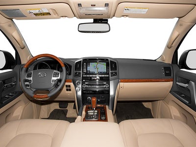 2013 Toyota Land Cruiser V8