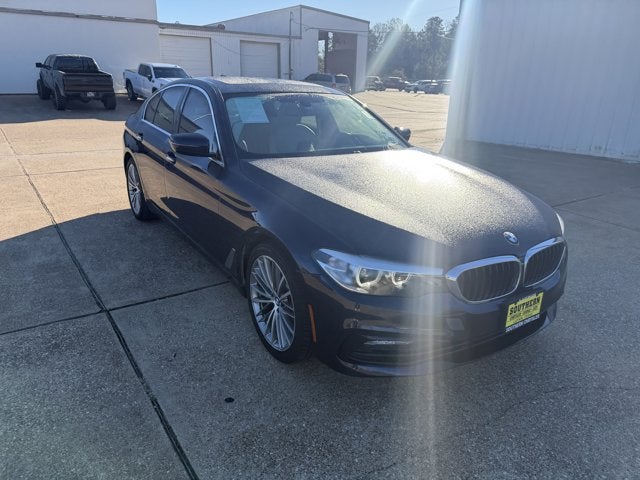 2017 BMW 530i 530i