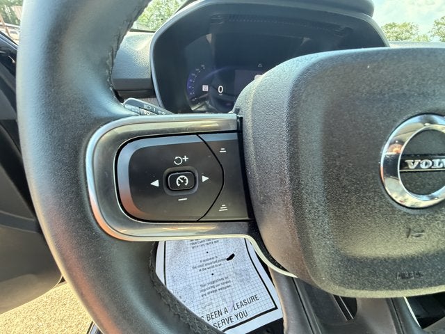 2024 Volvo XC40 B5 Plus Bright Theme