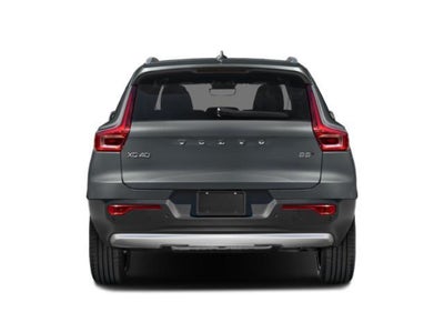 2024 Volvo XC40 B5 Plus Bright Theme