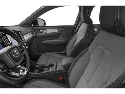 2024 Volvo XC40 B5 Plus Bright Theme
